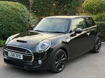 MINI Hatch Hatchback 2.0 Cooper S Steptronic Euro 6 (s/s) 3dr