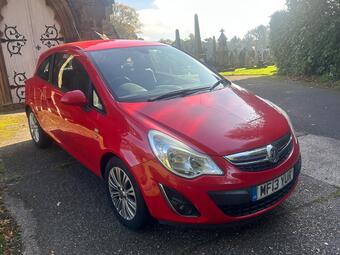 Vauxhall Corsa Hatchback 1.2 16V SE Euro 5 3dr
