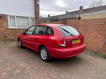 2004 RIO 1.3 LX 5DR 12 PHOTOS KIA RIO 1.3 LX 5DR ULEZ FREE... photo