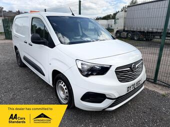 Vauxhall Combo Panel Van 1.5 Turbo D 2300 Sportive L2 H1 Euro 6 (s/s) 4dr