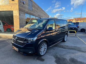 Volkswagen Transporter Combi Van 2.0 TDI T30 Highline Kombi DSG FWD SWB Euro 6 (s/s) 5dr