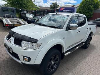 Mitsubishi L200 Pickup 2.5 DI-D Barbarian 4WD Euro 5 4dr (LB)