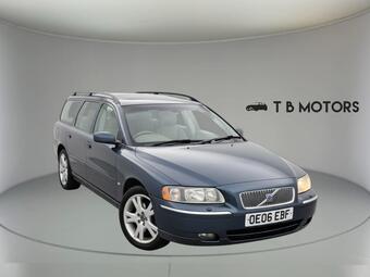 2006 V70 2.4 SE 5DR 45 PHOTOS VOLVO V70 2.4 SE 5DR SUNROOF LEATHER... photo