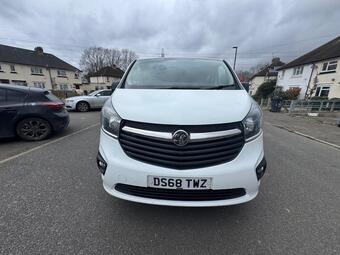 2018 VIVARO 1.6 CDTI 2900 SPORTIVE CREW VAN L2 H1 EURO 6 5DR 6... photo