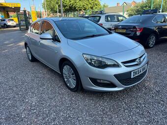 Vauxhall Astra Hatchback 1.4 16v Excite Euro 5 5dr