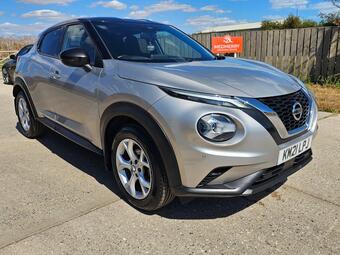 Nissan Juke SUV 1.0 DIG-T N-Connecta Euro 6 (s/s) 5dr