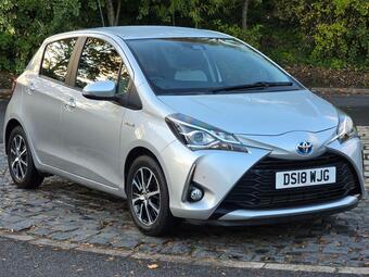 Toyota Yaris Hatchback 1.5 VVT-h Icon Tech E-CVT Euro 6 (s/s) 5dr