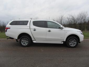 Mitsubishi L200 Pickup 2.4 DI-D DC Titan 4WD Euro 6 4dr