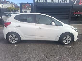 2014 HYUNDAI IX20 1.4 STYLE EURO 5 S S 5DR 9 PHOTOS HYUNDAI IX20 1.4... photo
