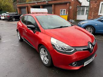 2014 Renault Clio 0.9 TCe Dynamique MediaNav Euro 5 (s/s) 5dr 15 Photos photo