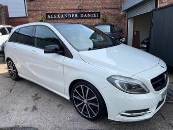 2013 B CLASS 1.8 B180 CDI SPORT 7G DCT EURO 5 S S 5DR 54... photo