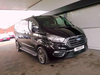 Ford Transit Custom Combi Van 2.0 320 EcoBlue MHEV Limited Crew Van L2 H1 Euro 6 (s/s) 5dr