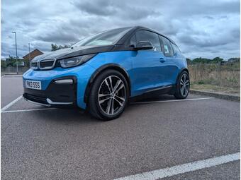 Details for a 2018 BMW i3s 94 REX