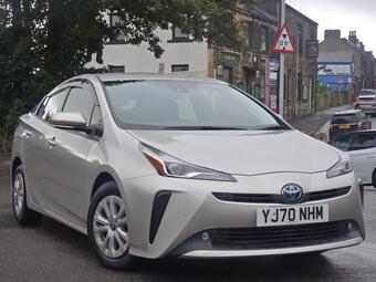 Toyota Prius Hatchback 1.8 VVT-h Business Edition Plus CVT Euro 6 (s/s) 5dr