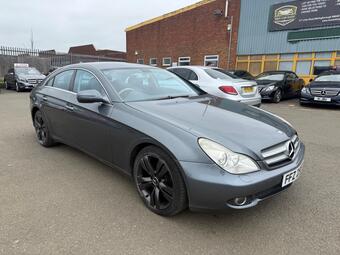 2009 CLS 3.0 CLS320 CDI COUPE 7G TRONIC 4DR 40 PHOTOS MERCEDES BENZ CLS... photo