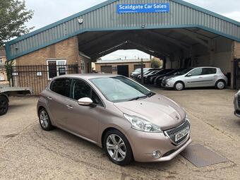 Peugeot 208 Hatchback 1.6 e-HDi Allure Euro 5 (s/s) 5dr