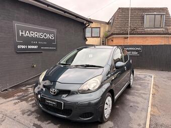 Toyota AYGO Hatchback 1.0 VVT-i Ice Euro 5 5dr