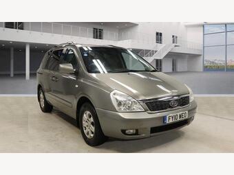2010 KIA Sedona 2.2 CRDi 2 5dr 11 Photos photo