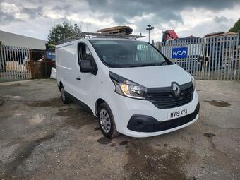 Renault Trafic Panel Van 1.6 dCi 27 Business+ SWB Standard Roof Euro 6 5dr