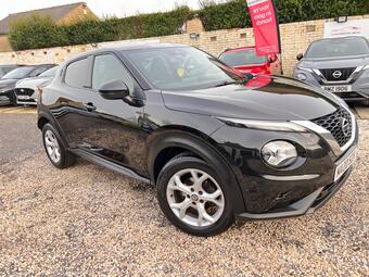 Nissan Juke SUV 1.0 DIG-T N-Connecta Euro 6 (s/s) 5dr