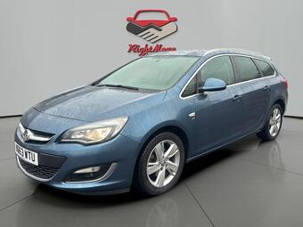 Vauxhall Astra Estate 2.0 CDTi SRi Sports Tourer Euro 5 (s/s) 5dr