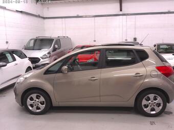 2014 Kia Venga