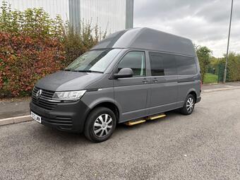 Volkswagen Transporter Combi Van 2.0 TDI T32 Startline Kombi DSG FWD LWB High Roof Euro 6 (s/s) 5dr
