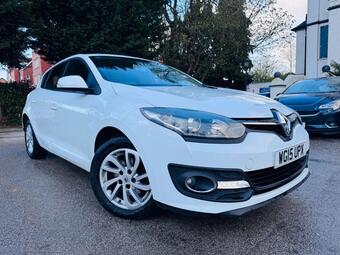 2015 2015 15 REG DIESEL MANUAL 91,168 MILES WHITE, 1 FORMER KEEPER, FULL SERVICE... photo