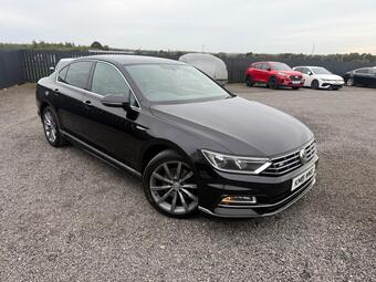 Volkswagen Passat Saloon 2.0 TDI BlueMotion Tech R-Line DSG Euro 6 (s/s) 4dr