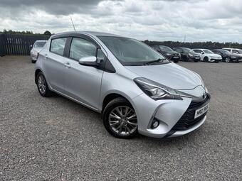 Toyota Yaris Hatchback 1.5 VVT-i Icon Tech Euro 6 5dr