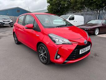 Toyota Yaris Hatchback 1.5 VVT-h Icon Tech E-CVT Euro 6 (s/s) 5dr