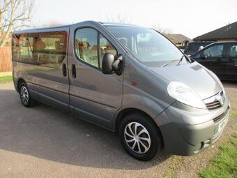 Vauxhall Vivaro Combi Van 2.0 2900 CDTi FWD L3 4dr