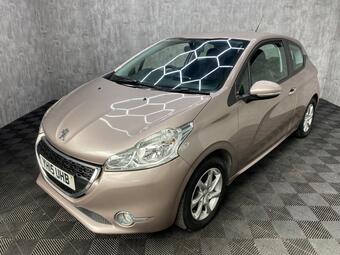 Peugeot 208 Hatchback 1.2 VTi PureTech Active Euro 5 3dr