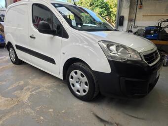 Peugeot Partner Panel Van 1.6 BlueHDi 651 Professional L1 5dr