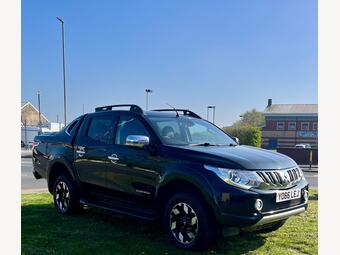 2016 MITSUBISHI L200 2.4 DI D DC BARBARIAN PICKUP DOUBLE CAB 4DR DIESEL AUTO 4WD... photo