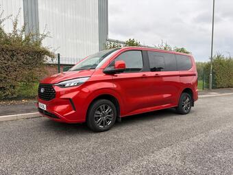 Ford Tourneo Custom Minibus 2.0 320 EcoBlue Titanium Luxe L1 Euro 6 (s/s) 5dr