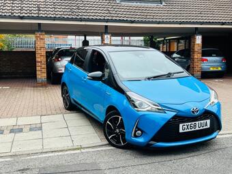 2018 TOYOTA YARIS 1.5 VVT H CYAN BI TONE E CVT EURO 6 S S... photo