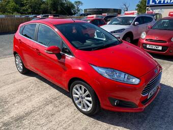 Ford Fiesta Hatchback 1.0T EcoBoost Titanium Euro 6 (s/s) 5dr
