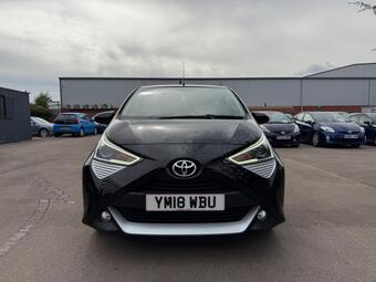 Toyota AYGO Hatchback 1.0 VVT-i x-plore Euro 6 5dr
