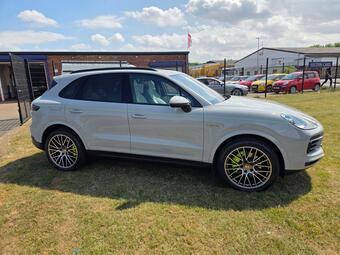 2022 Porsche Cayenne