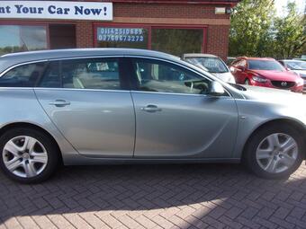 Vauxhall Insignia Estate 2.0 CDTi ecoFLEX Exclusiv Sports Tourer Euro 5 (s/s) 5dr