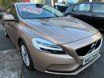 Volvo V40 Hatchback 2.0 T2 Momentum Euro 6 (s/s) 5dr