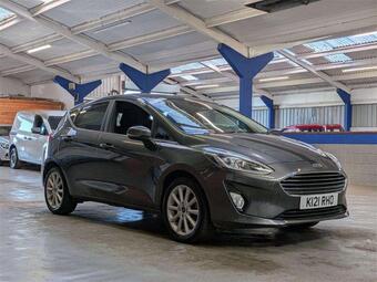 Ford Fiesta Hatchback 1.0T EcoBoost Titanium Euro 6 (s/s) 5dr