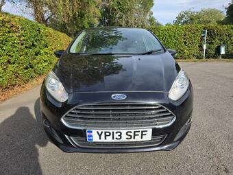 Ford Fiesta Hatchback 1.0T EcoBoost Zetec Euro 5 (s/s) 5dr