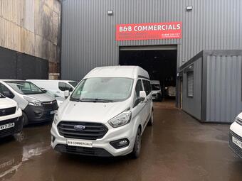 Ford Transit Custom Minibus 2.0 320 EcoBlue Trend Kombi Auto L2 H2 Euro 6 (s/s) 5dr (9 Seat)