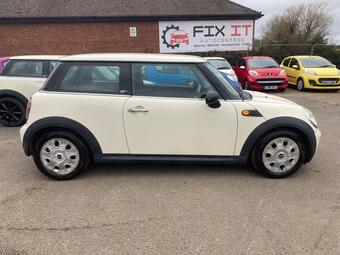 MINI Hatch Hatchback 1.4 First Euro 4 3dr