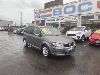 2009 Volkswagen Touran 1.9 TDI Match 5dr (7 Seats) 95 Photos photo