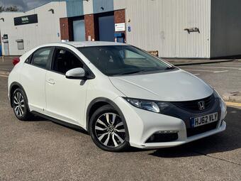 Honda Civic Hatchback 2.2 i-DTEC ES Euro 5 (s/s) 5dr