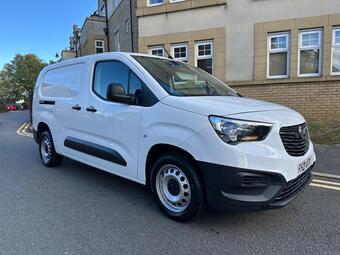 Vauxhall Combo Panel Van 1.5 Turbo D 2300 Edition L2 H1 Euro 6 4dr
