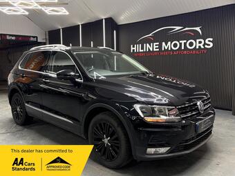 2016 Volkswagen Tiguan 2.0 TDI BlueMotion Tech SE Navigation DSG 4Motion Euro 6 (s/s) 5dr 23 Photos photo